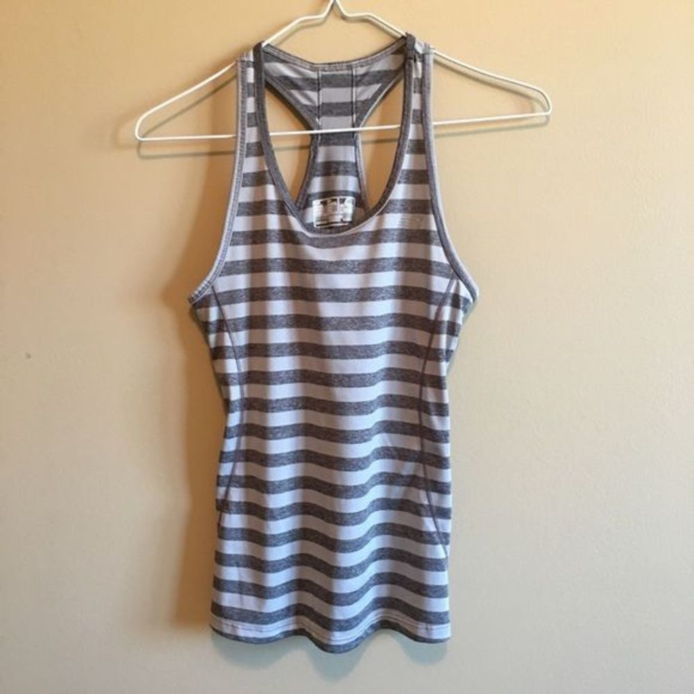 New Balance Workout Tank - Picture 2 of 4